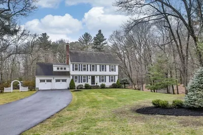 124 Stonecleave Road 1