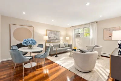 804 Centre St #8 1