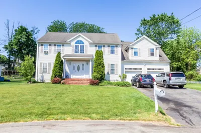 22 T J Mullaney Dr