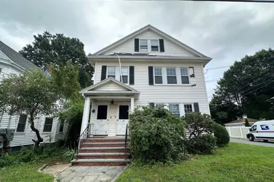 69-71 Baker St #2 1