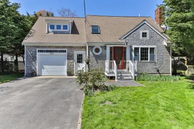 554 Strawberry Hill Rd 1
