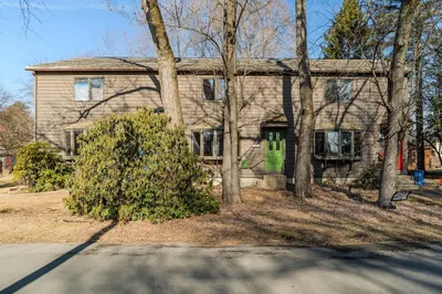 12 Henry St #12
