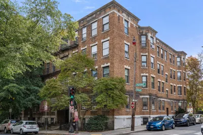 72 Strathmore Rd #7B 1