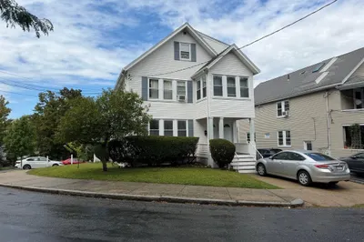 25 Moulton Rd #1