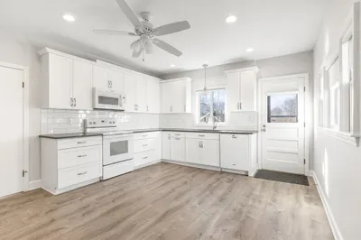 33 Pearl Street #2