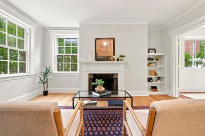43 Linnaean St #2A 1