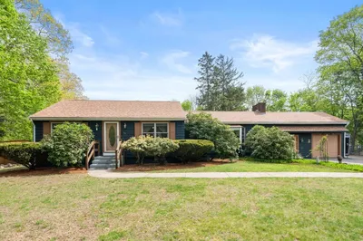 139 Grove St 1