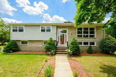 79 Hilltop St 1