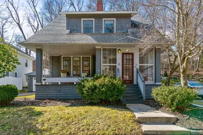 35 Richmond Ave 1