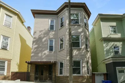 203 Chelsea St