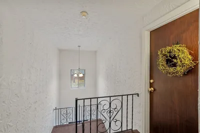 4 Hazelwood Ave #14 1