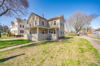 43 Parker Ave