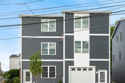 661 Washington Aveue Ave #2 1