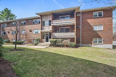 45 Jacqueline Rd #9 1