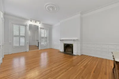 240 Marlborough St #4 1