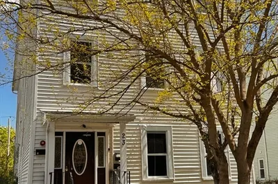 23 Wyman St 1