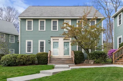 17 Brookdale Circle #17