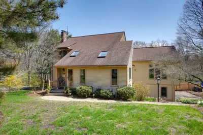 166 Willowgate Rise