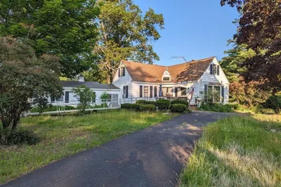 19 Morris Ave