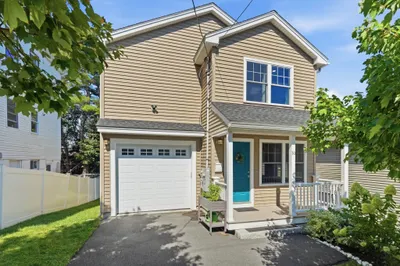 30 Highland St 1