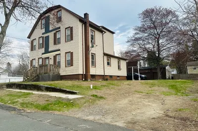 125 Ward St #3