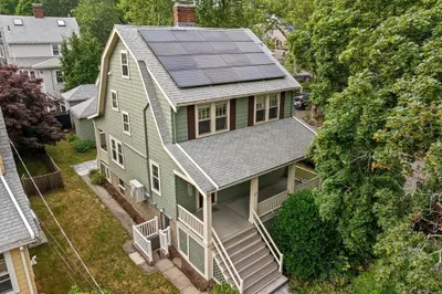 215 Highland Avenue