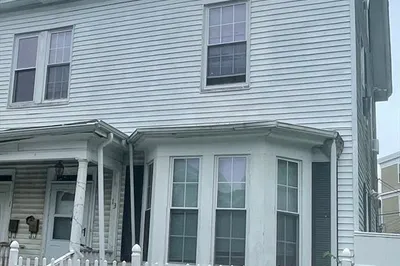 13 Stafford St 1