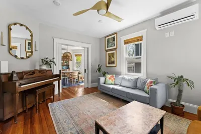 10 Crandall Street 1