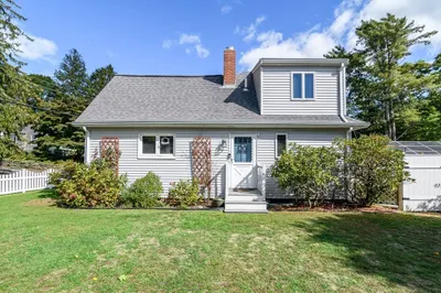 44 Cotuit Rd