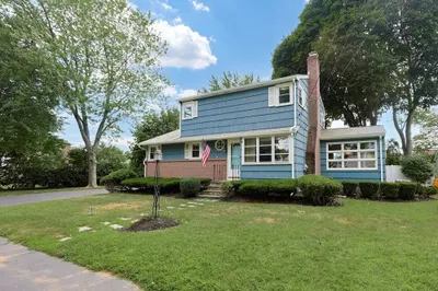7 Richard Cir 1