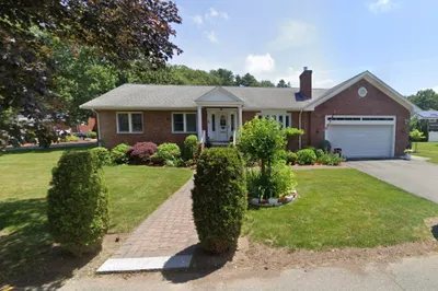 23 Laurine Rd 1