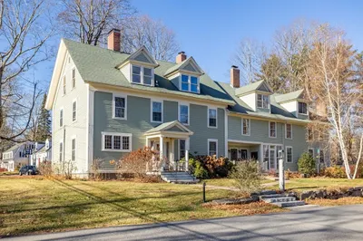 16 Main St #3