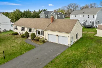 79 Ledgeview Dr