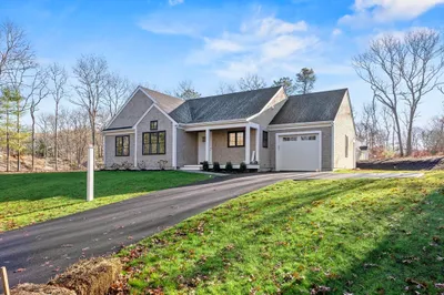8 Laurel Lane