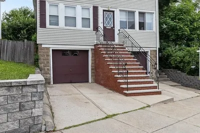 25 Hill Top St 1