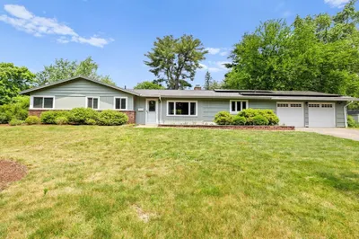 13 Pinewood Dr 1
