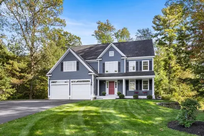 7 W Village Drive 1