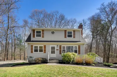 2700 Anderson Dr 1