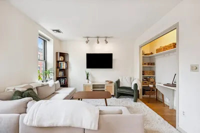 5 Grove St #9