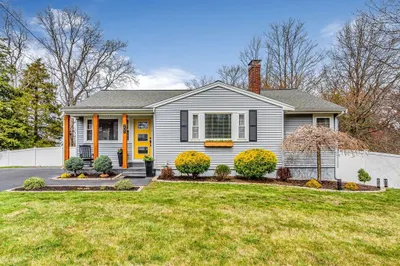 205 Pond St 1