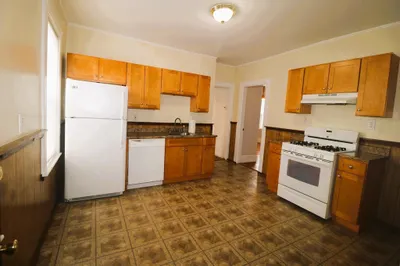 14 Huntoon St #2
