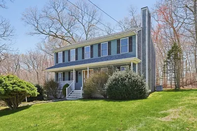 7 Shand Court Cir