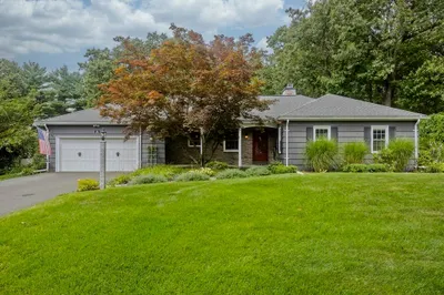 95 Tedford Dr 1