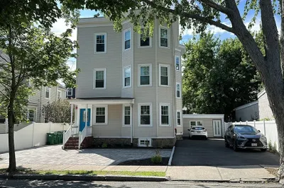52 Garfield Avenue #2