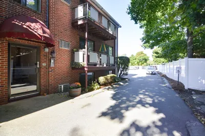 3 Richardson St #F2