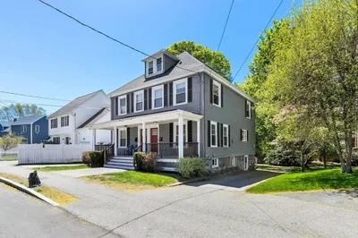 403-405 Reedsdale Rd 1