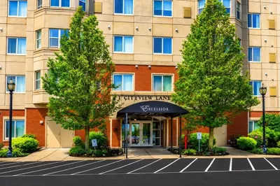 1 Cityview Ln #211