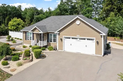 106 Drew Blvd 1
