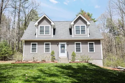 284 N Sturbridge Rd 1