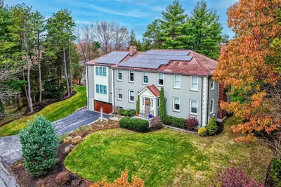 8 Buckman Dr